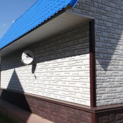 Пластиковые панели для фасада дома