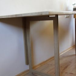 Складной стол на кухню к стене