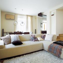 Кровать и диван в одной комнате дизайн