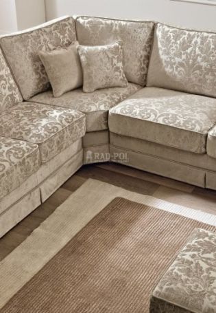 Угловой диван с одинаковыми сторонами