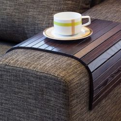 Столик на подлокотник дивана