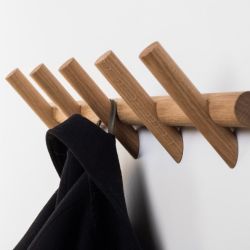 Вешалка для одежды настенная в прихожую деревянная