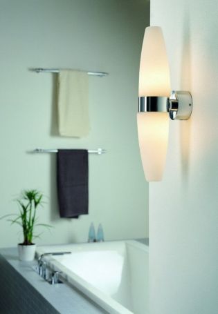 Светильник настенный в ванную