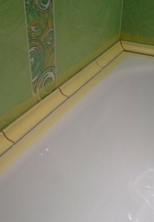 Бортик на ванну водозащитный