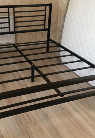 Кровать в стиле лофт из профильной трубы