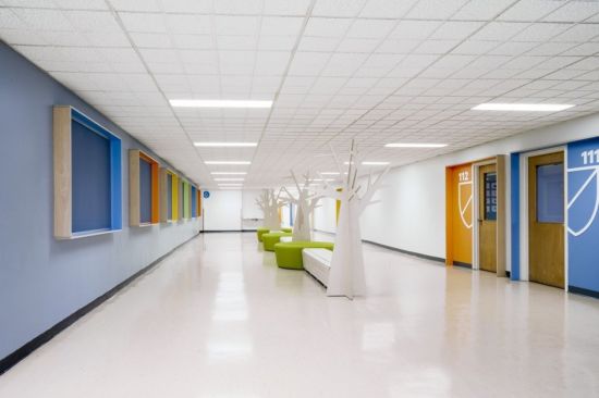Школьные коридоры