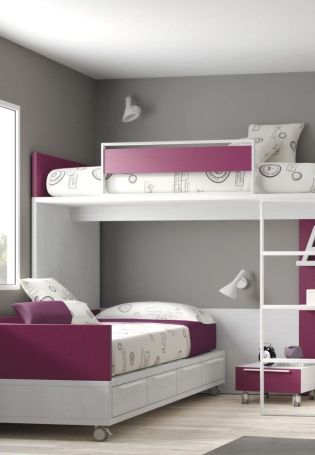 Комплект детской мебели с двухъярусной кроватью