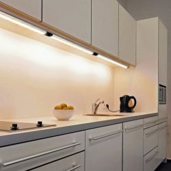 Плоский светильник на кухню под шкаф