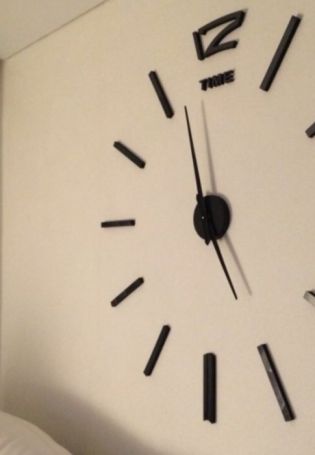 Часы на стене без корпуса с подсветкой