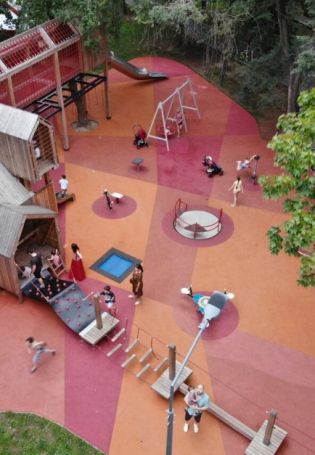 Детская площадка для подростков