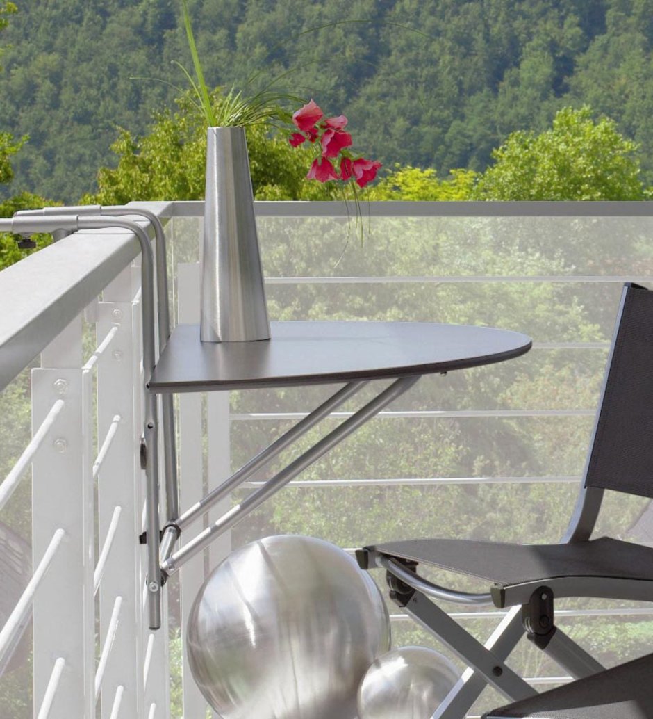 Полукруглый стол на балкон