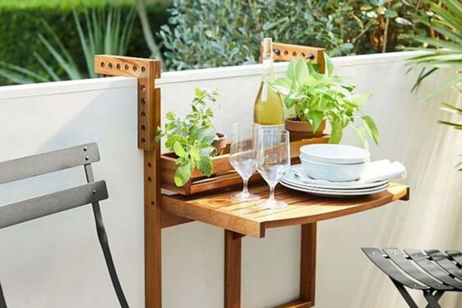 Балконный столик