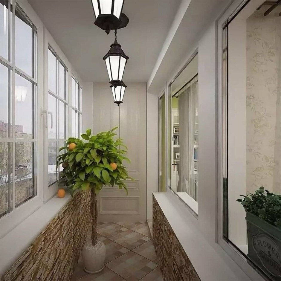 Реечный деревянный потолок на балконе