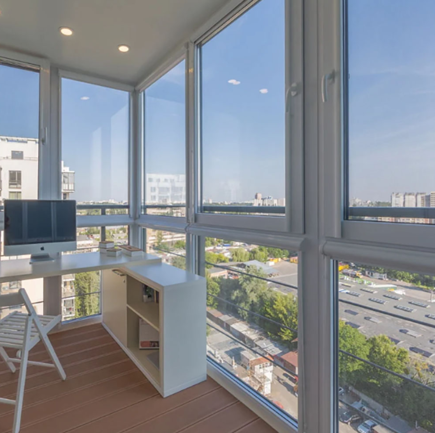 Панорамное остекление балкона