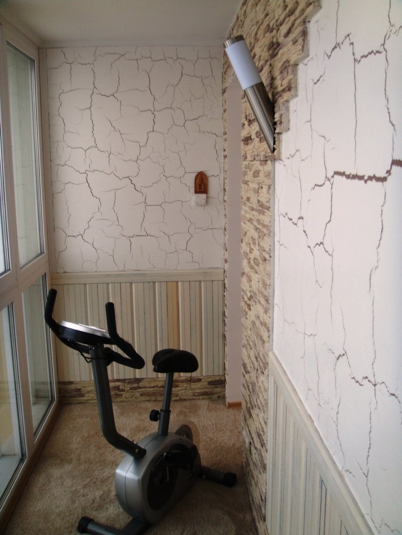 Декаративнаяштукатуркана балкон