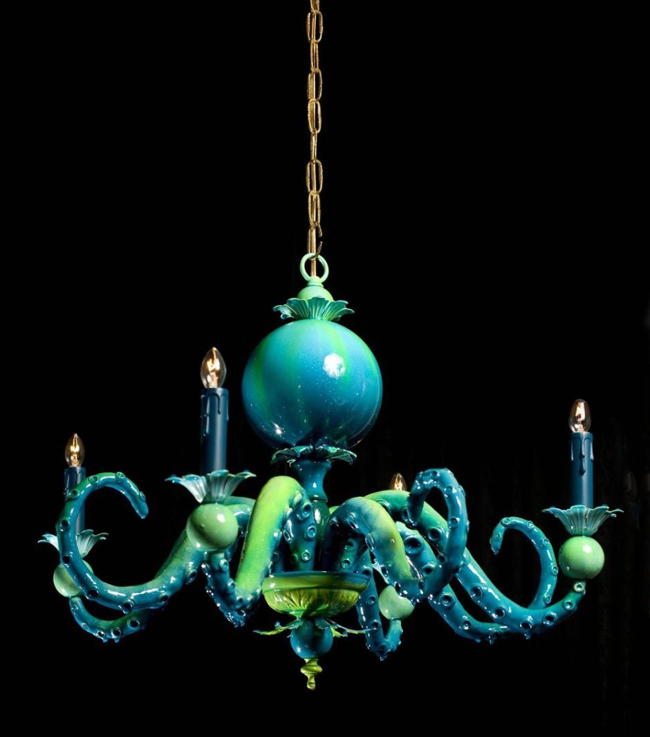 Люстра в русалочьем стиле