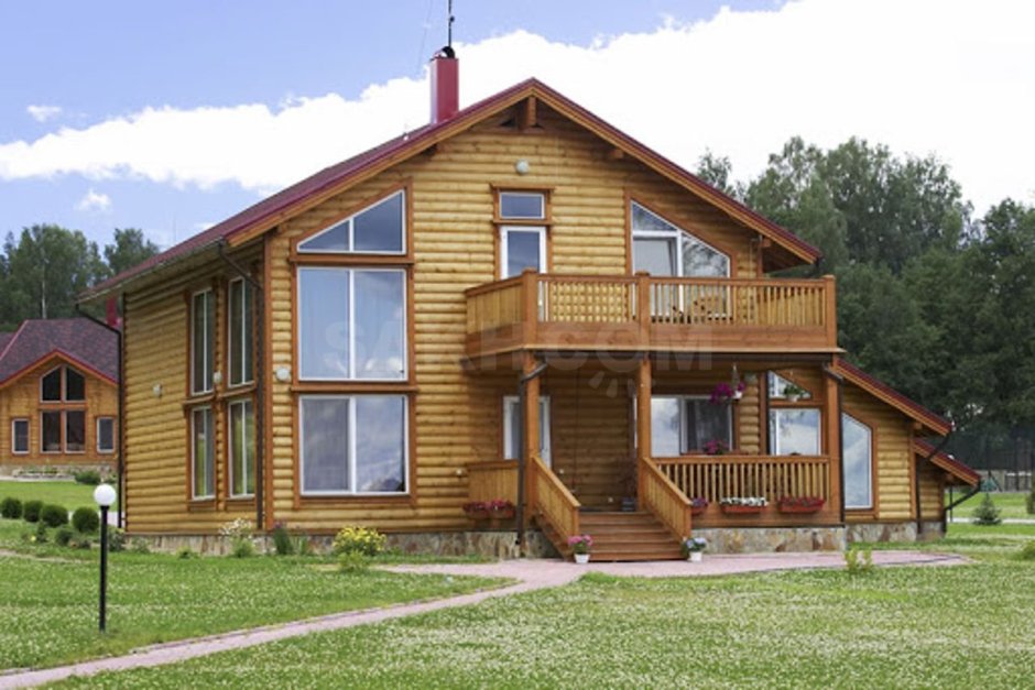 Балкон в бревенчатом доме