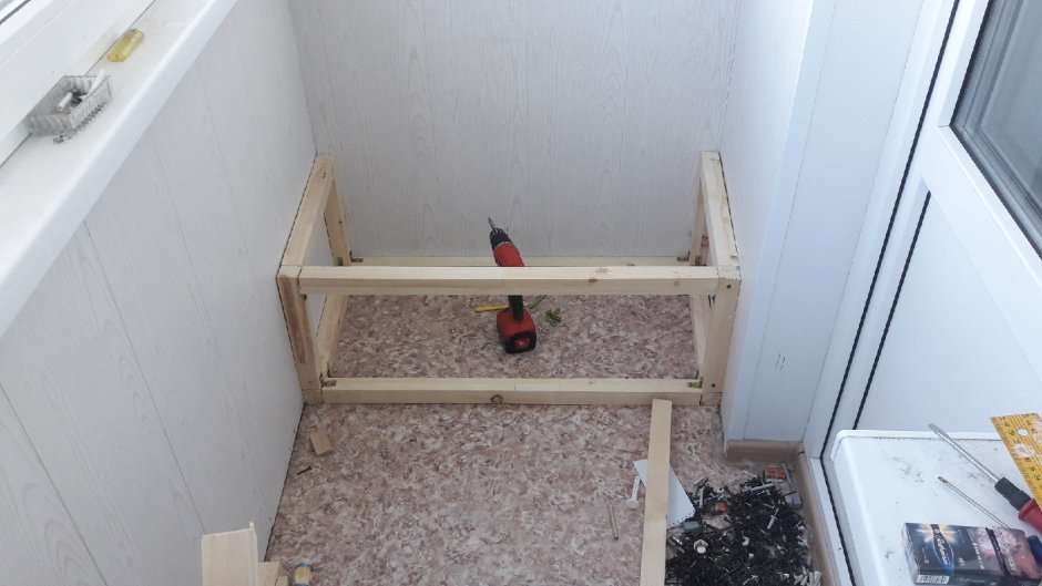 Ящики тумбы на лоджию