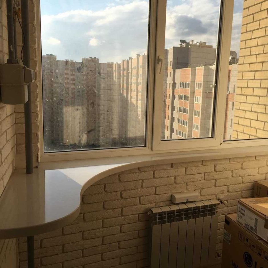 Декоративный кирпич на лоджии