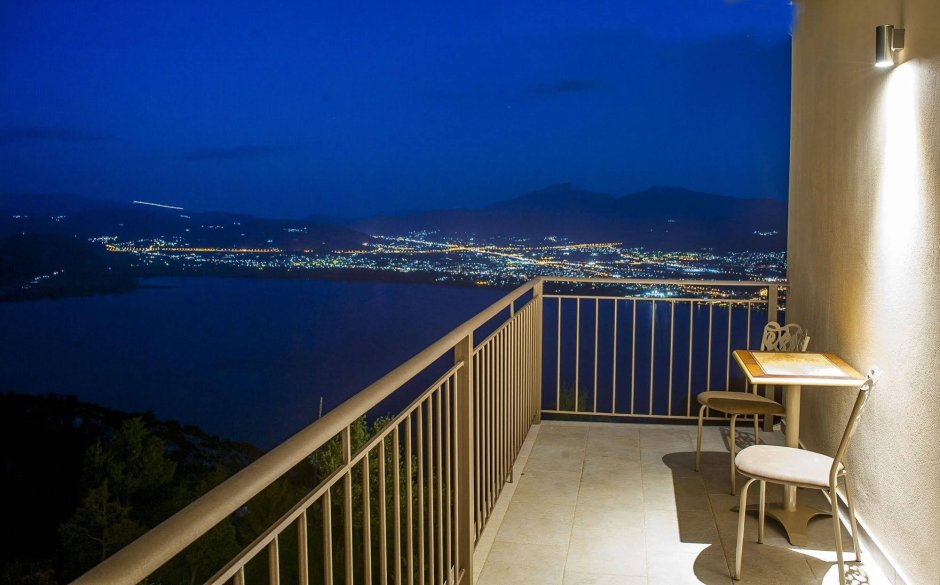 Красивый вид с балкона