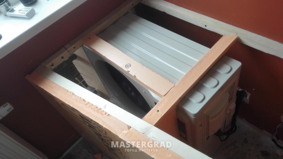 Шкаф для кондиционера на лоджии