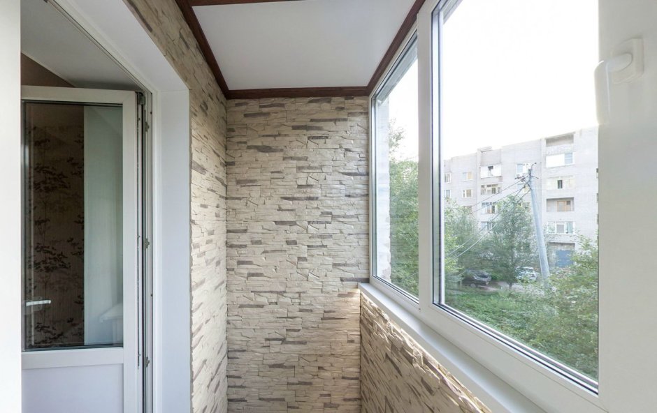 Отделка лоджии штукатуркой