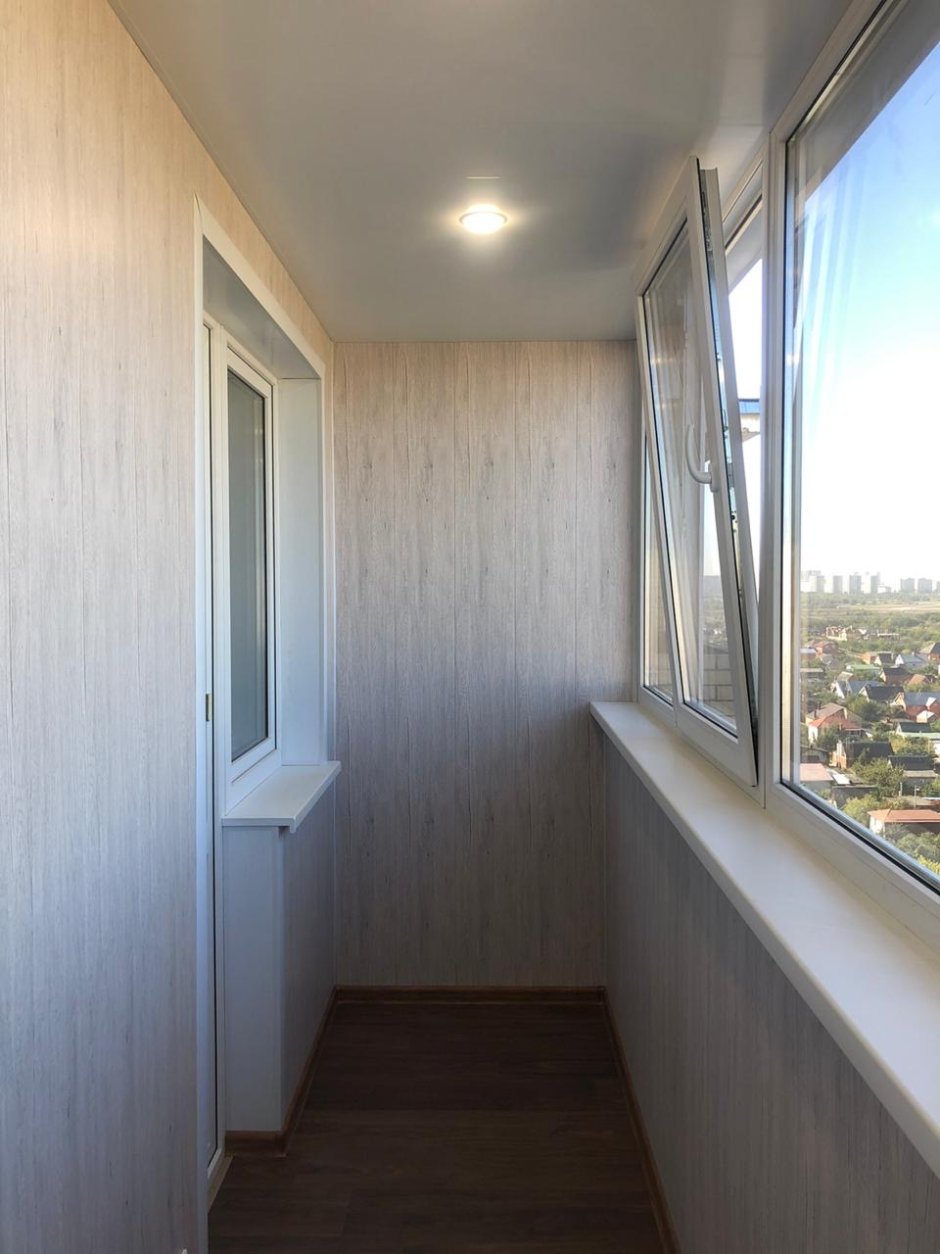 Отделка лоджии панелями