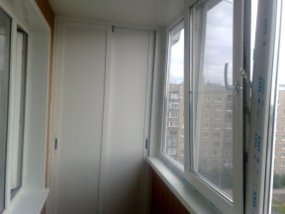 Шкафчик на балкон