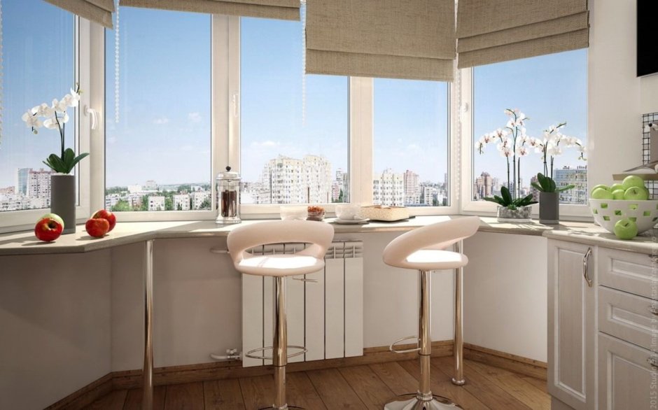 Рабочая зона на балконе