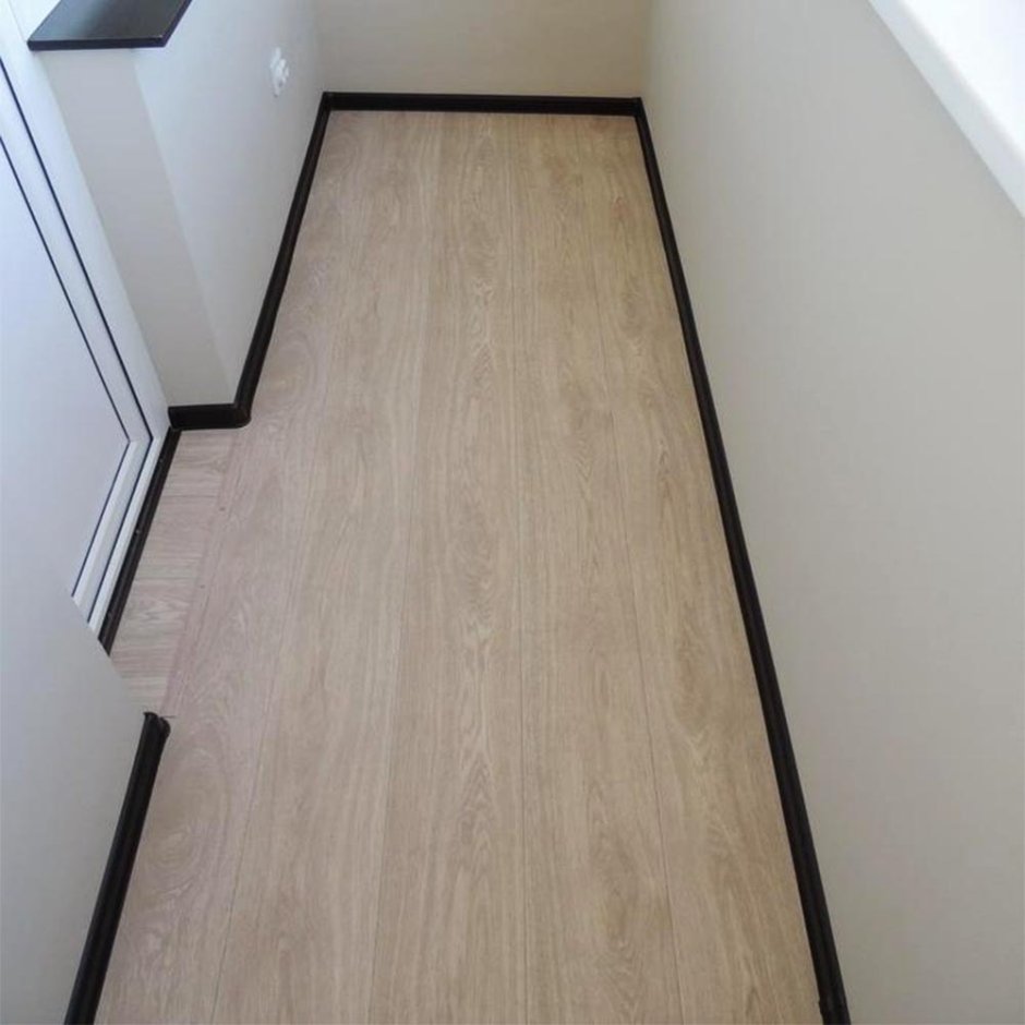 Обшивка балкона сэндвич панелями