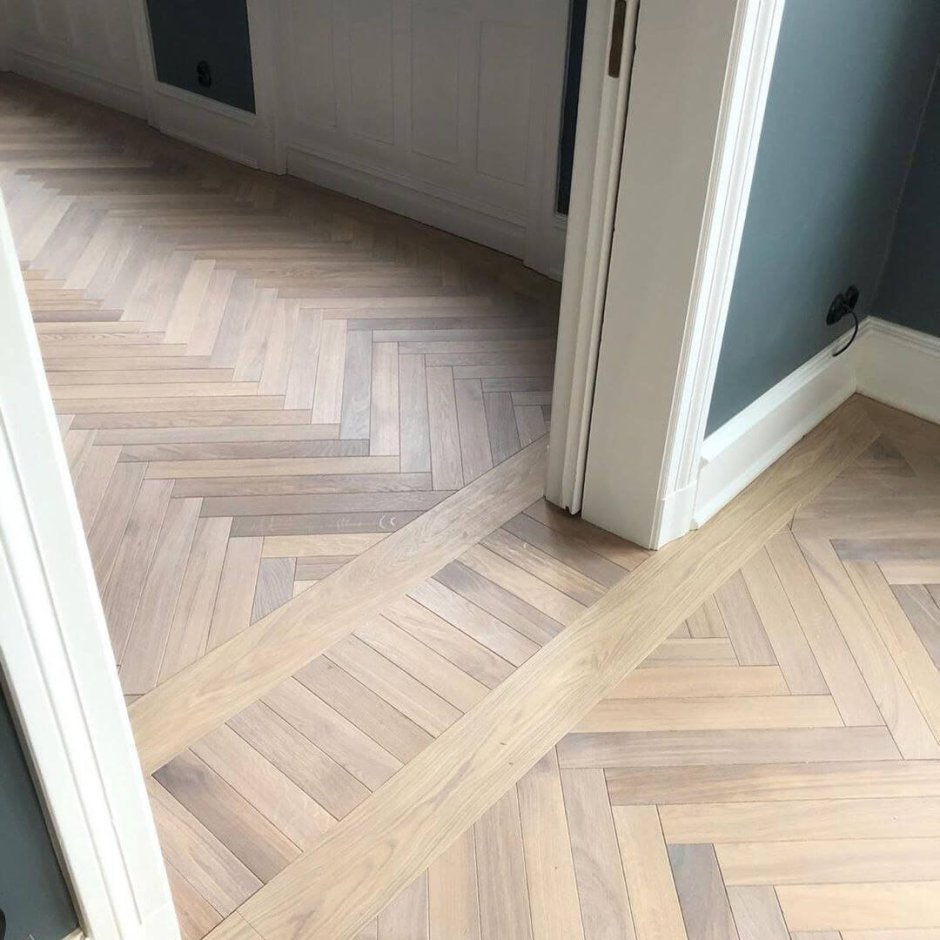 Укладка елочкой паркетной