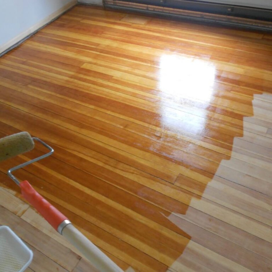 Царапина на древесине