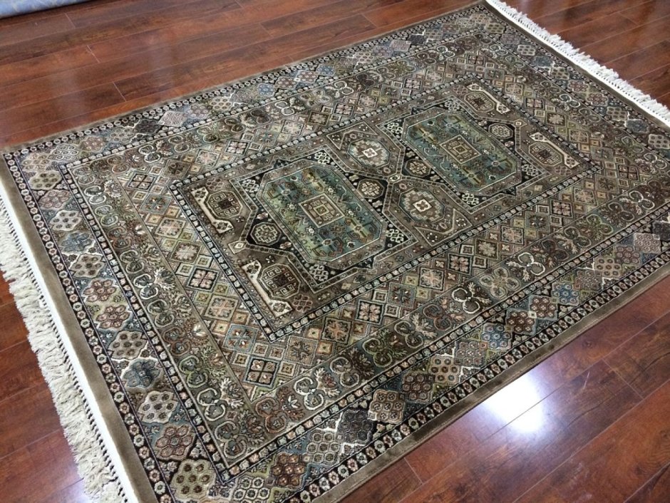 Синтетический ковер