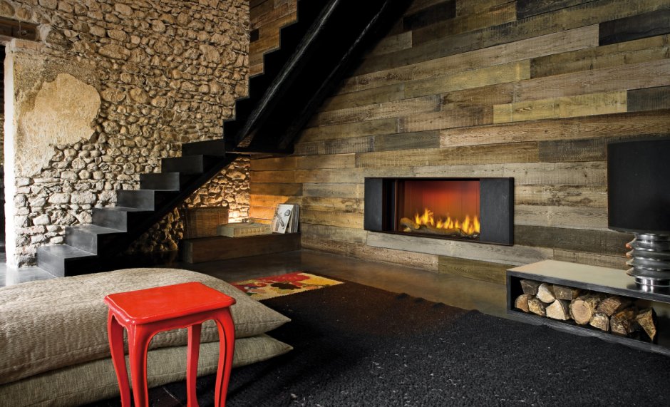 Каменный камин в интерьере