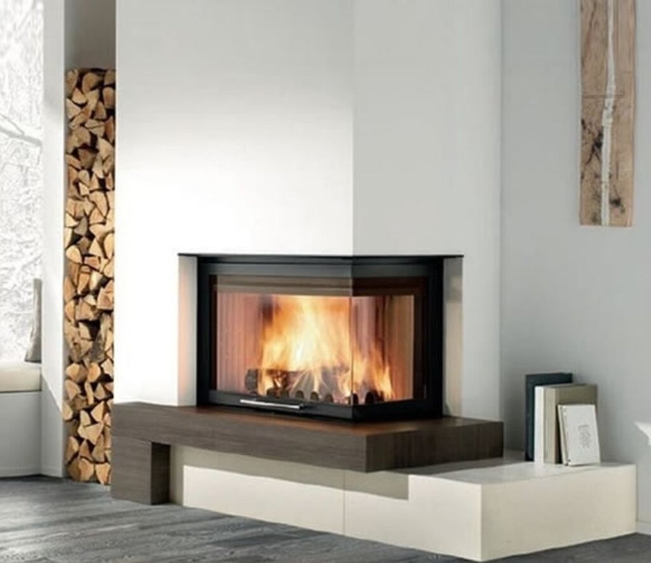 Дровяной камин в современном стиле