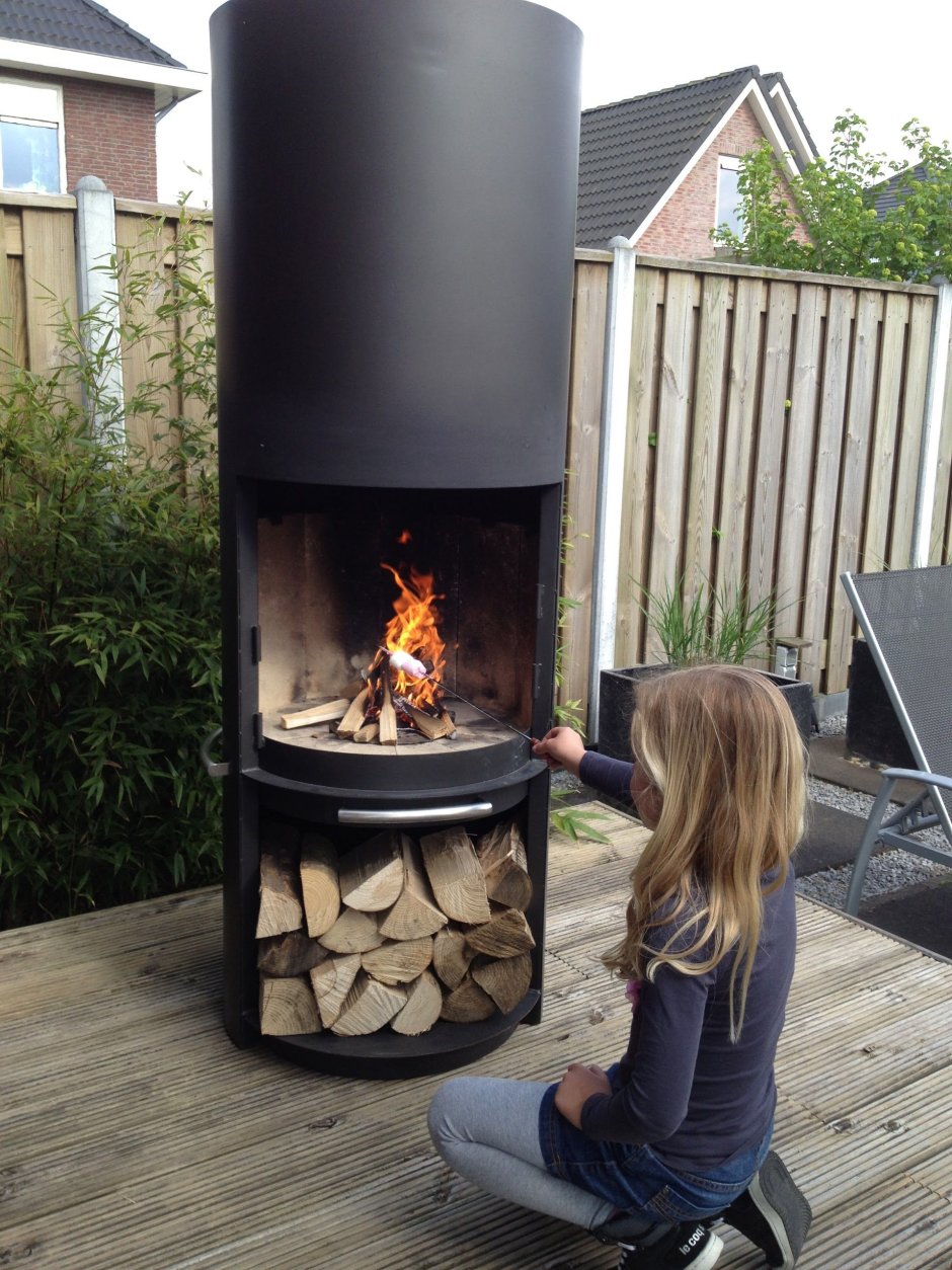 Уличный камин металлический