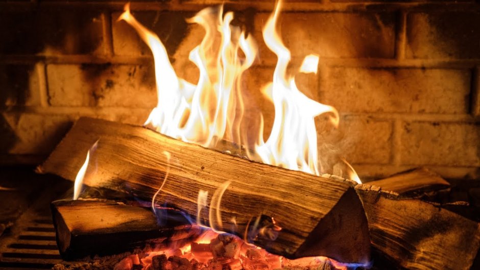 Огонь в камине