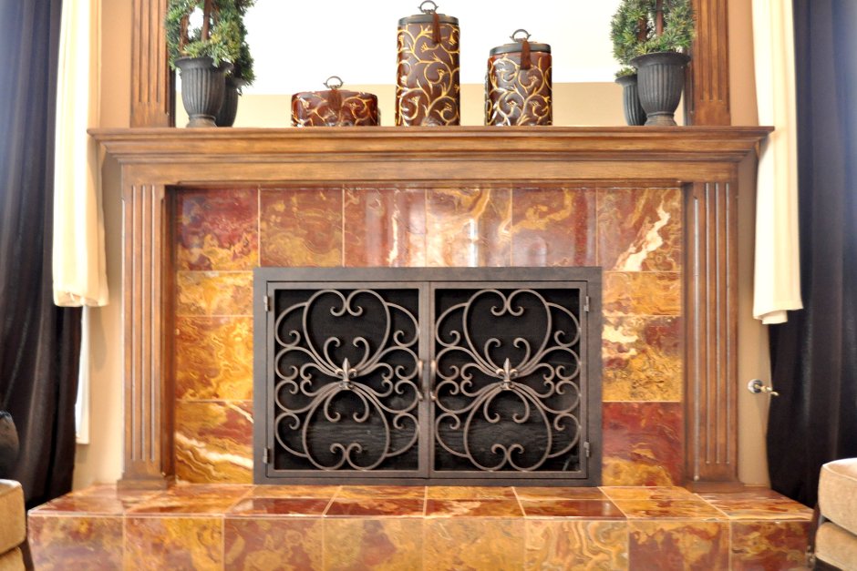 Дверца чугунная для камина sm1