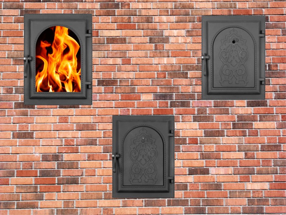 Глухая деревянная дверца на камин