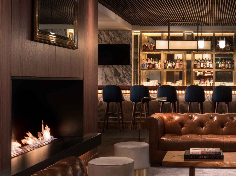 Камин в ресторане интерьер