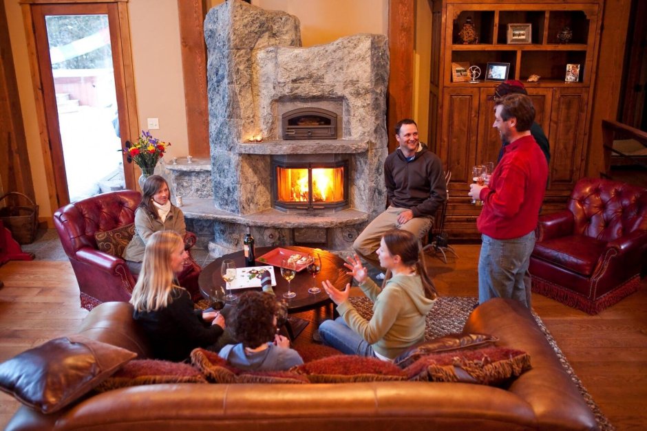 Номер с камином