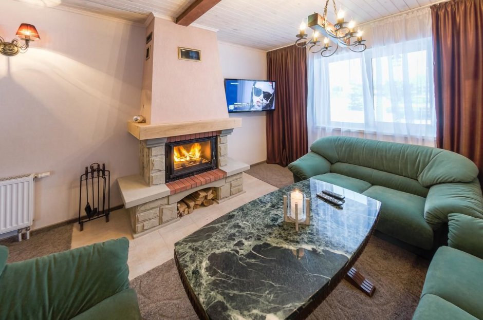 Старые камины в центре Питера