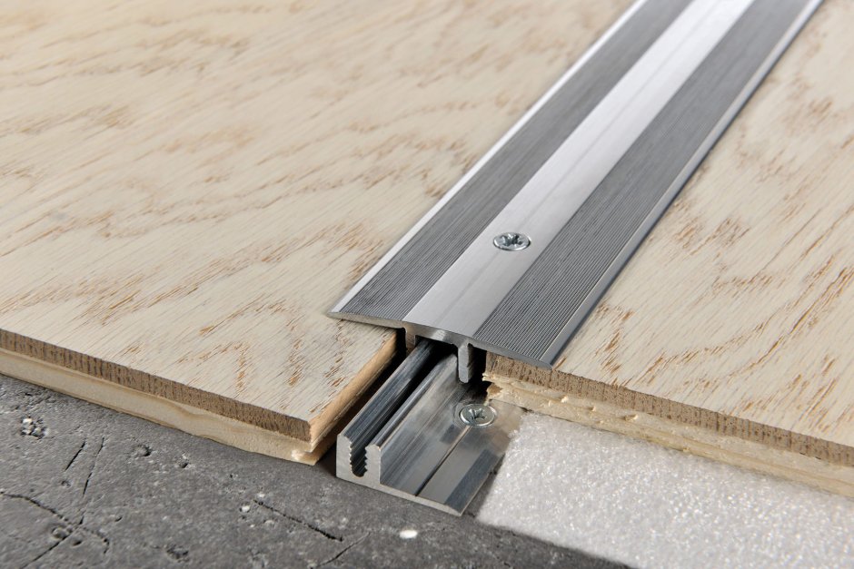 Ламинат Таркетт дуб Шервуд Тобакко