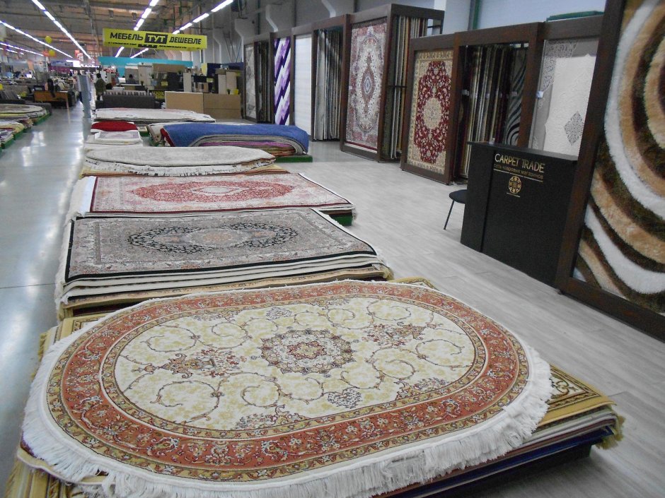 Ковры на рынке
