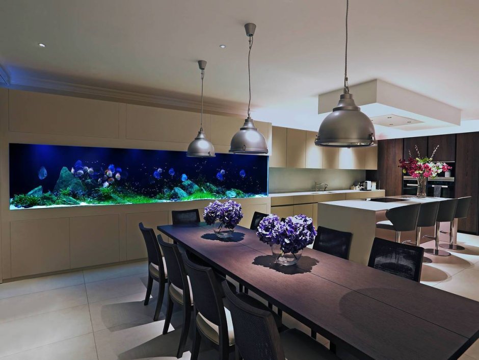 Аквариум в интерьере кухни