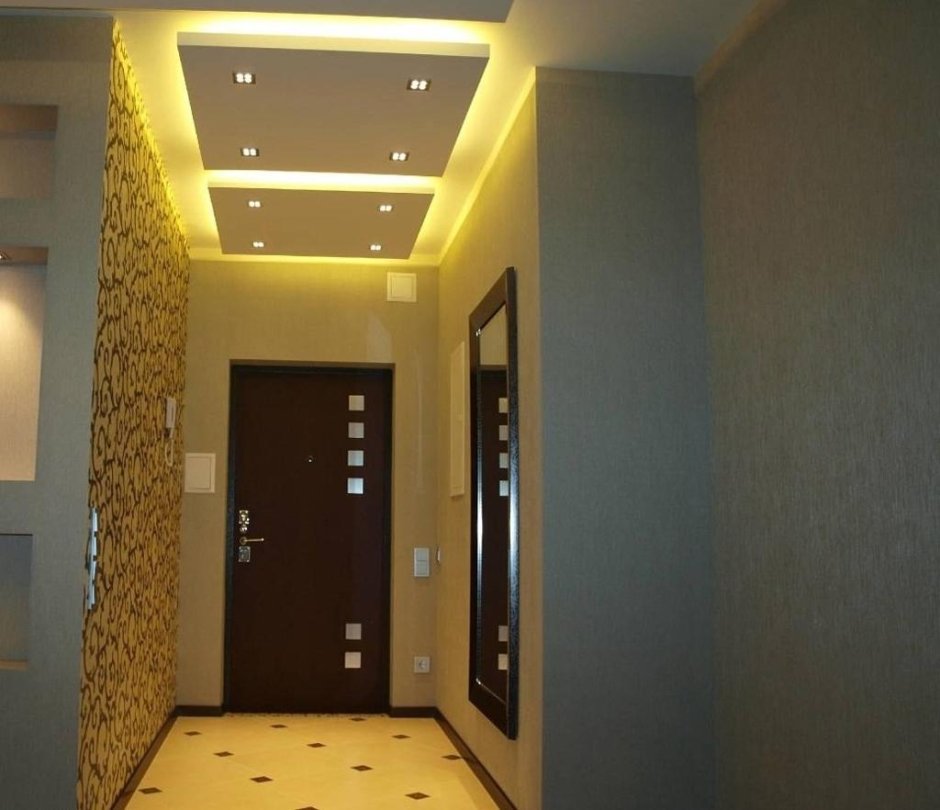 Отделка стен в коридоре