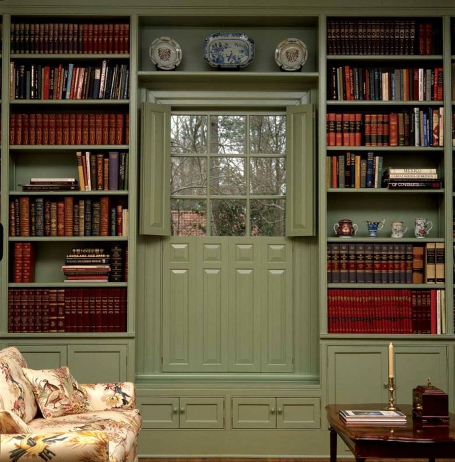 Зеленый шкаф в интерьере