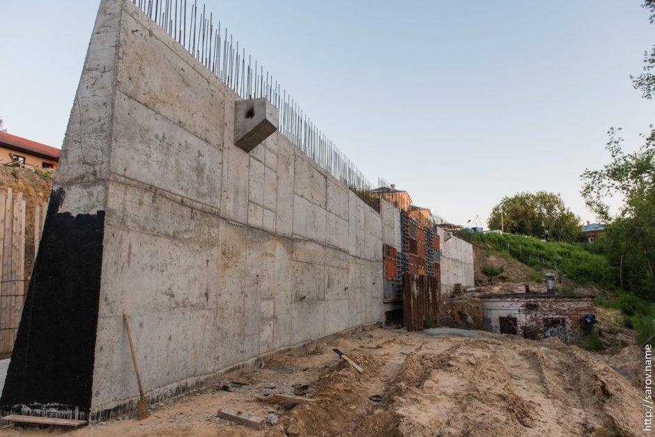 Потпорная стойка МОНАЛИТ