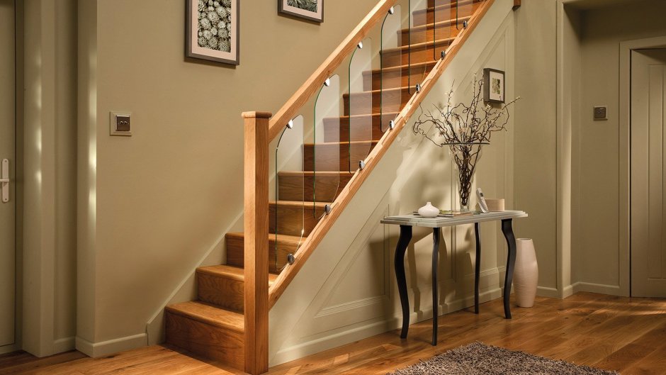 Деревянная лестница