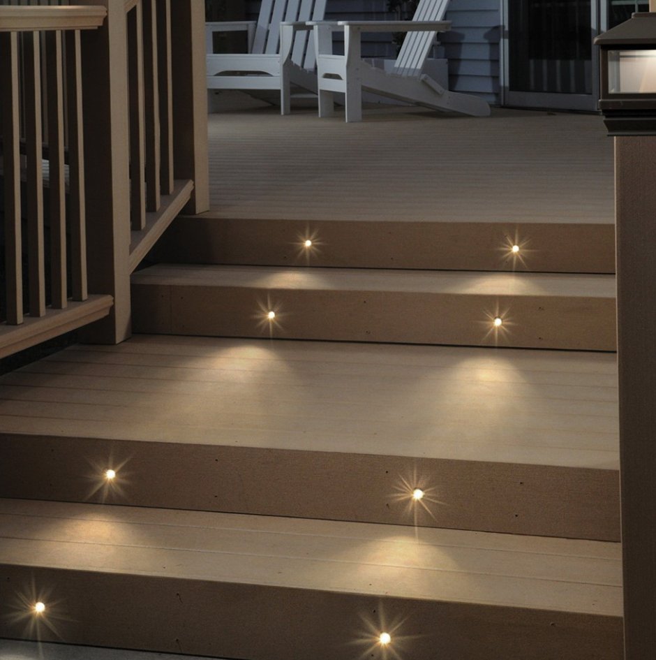 Подсветка уличной лестницы